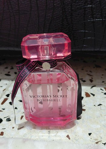 Victoria's Secret Bombshell Kadın Parfümü - Görsel 3