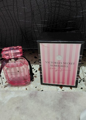 Victoria's Secret Bombshell Kadın Parfümü - Görsel 2