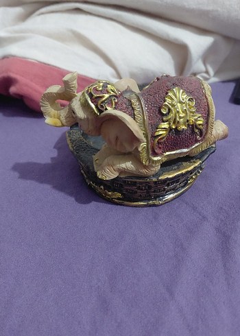 Altın Detaylı Fil Figürlü Küllük - Görsel 3