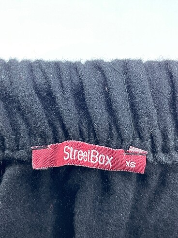 xs Beden siyah Renk PreLoved Mini Etek %70 İndirimli.