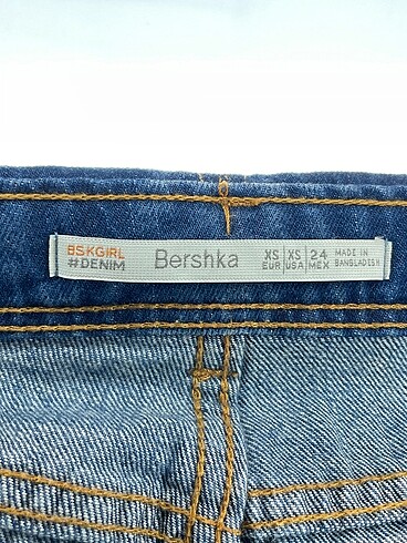 xs Beden mavi Renk Bershka Kısa Tulum %70 İndirimli.