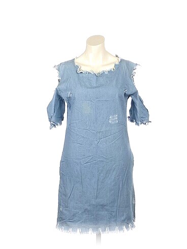 PreLoved Kısa Elbise %70 İndirimli.