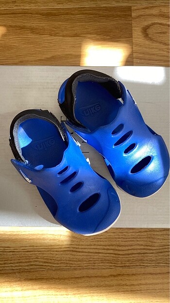 25 Beden Nike Sunray çocuk sandalet