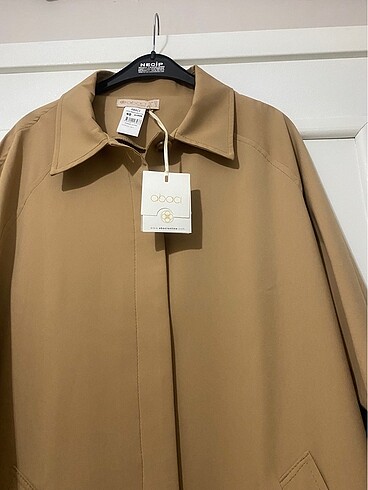 Harika bir kumaşa sahip trençkot oversize