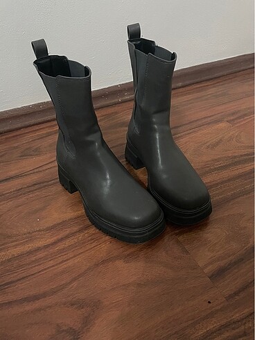 Deichmann Chelsea Bot
