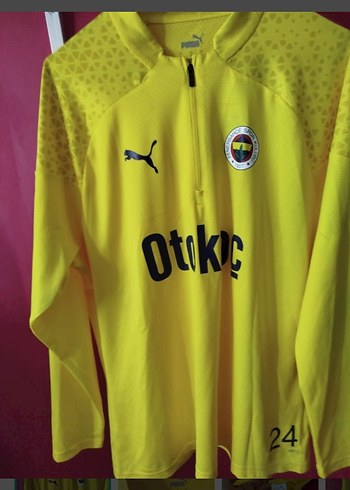 Puma Sari Fenerbahce Antrenman Ustu