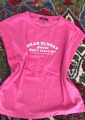 Pembe Baskılı Kadın Tişört