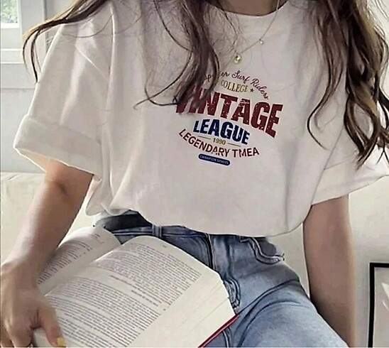 T-Shirt Vintage League