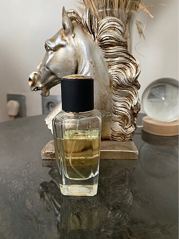 Diğer Arabian Oud Madawi Gold Edition muadil