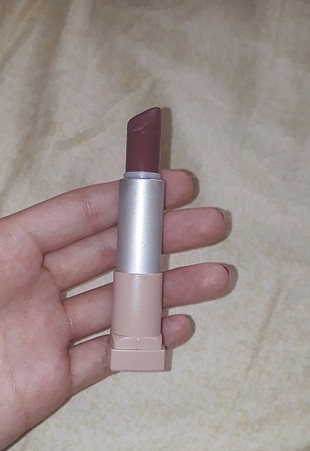 Gigi Hadid Serisi Ruj Maybelline Makyaj 62 Indirimli Gardrops