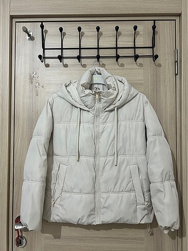 Zara Şişme Mont
