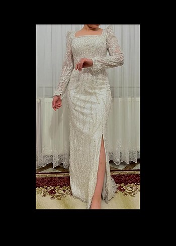 36 Beden beyaz Renk Beyaz Uzun Kollu Drape Detaylı Abiye Elbise