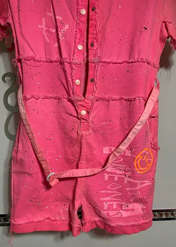 Pembe Kısa Tulum, Bağcıklı, Renkli Batik Desen - Görsel 2