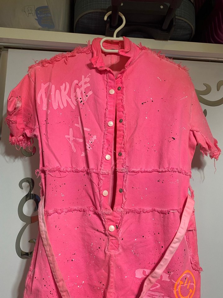 Pembe Kısa Tulum, Bağcıklı, Renkli Batik Desen - Görsel 3