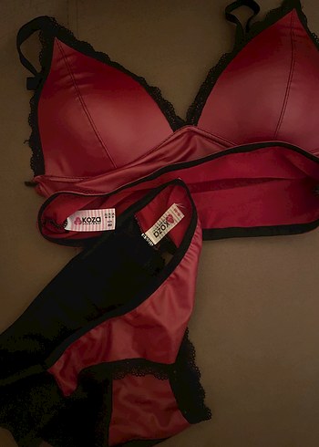 Koyu Kırmızı Gotik Midi Sütyen ve Külot - Görsel 2