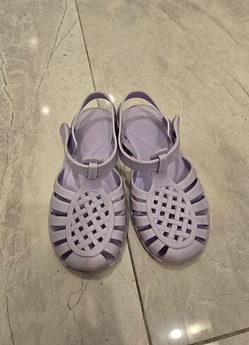LC Waikiki Kız çocuk sandalet