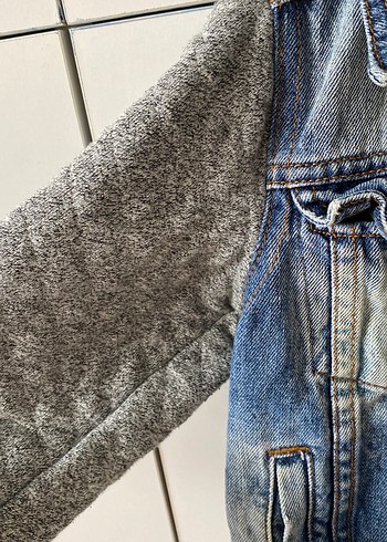 4 Yaş Beden Gri Kapüşonlu Erkek Çocuk Denim Ceket
