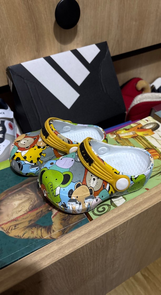 Renkli Baskılı Erkek Çocuk Terlikleri - Görsel 2