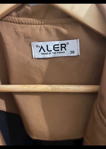 Kemerli Bej Midi Trençkot - Görsel 4