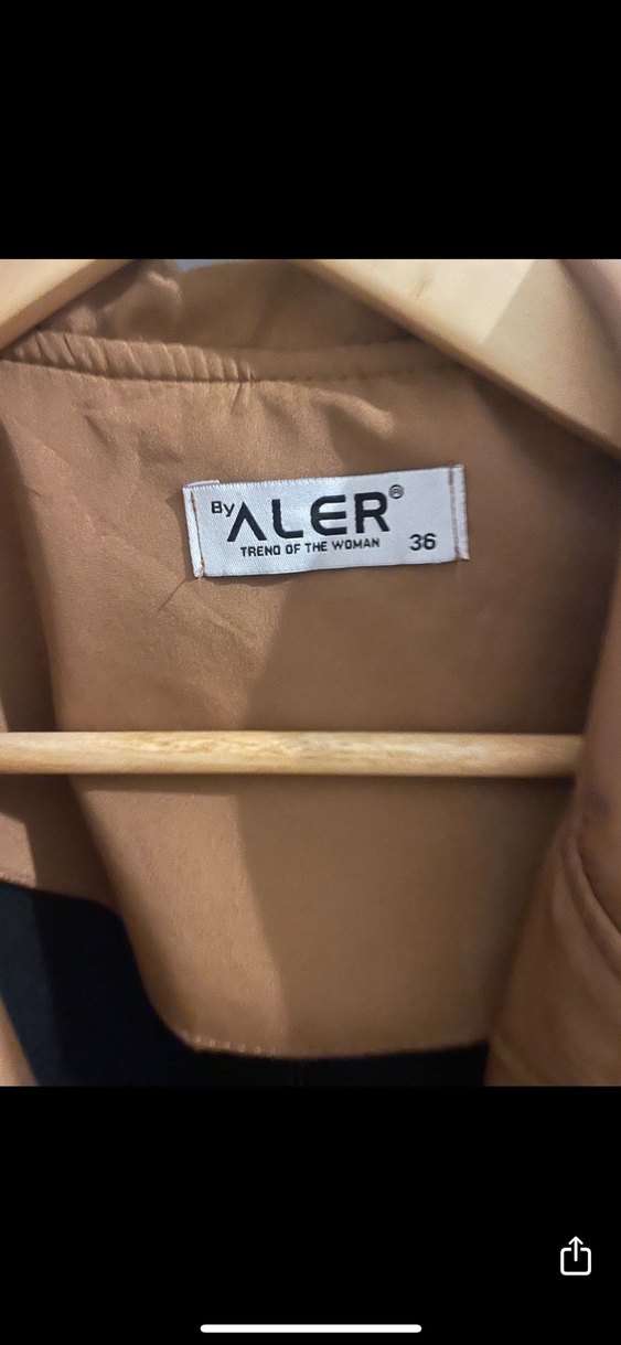 Kemerli Bej Midi Trençkot - Görsel 4