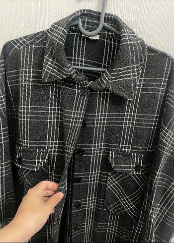 Gri Ekose Desenli Düğmeli Kadın Gömlek - Görsel 2