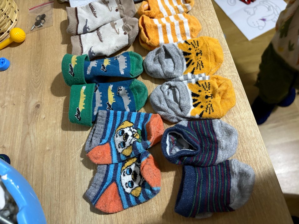 Bebeklee için renkli desenli çoraplar - Görsel 2