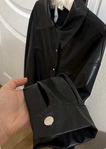 Düğmeli Siyah Deri Kadın Ceket - Görsel 3