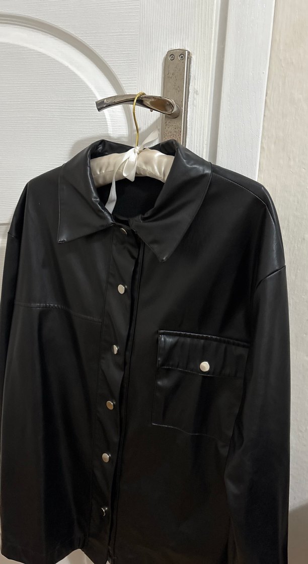 Düğmeli Siyah Deri Kadın Ceket - Görsel 2