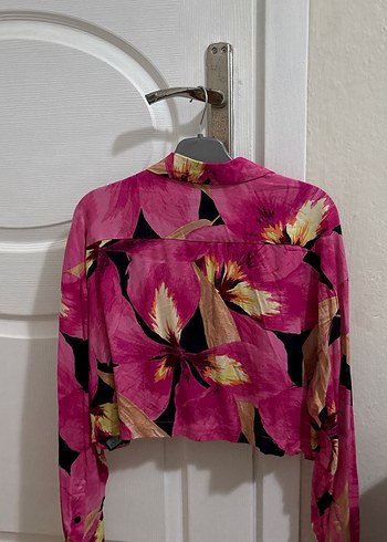 Düğmeli Pembe Batik Desenli Kadın Gömlek - Görsel 5