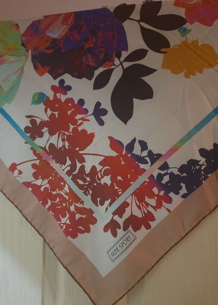 Aker sport eşarp - Görsel 1