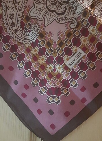 Kevser eşarp sıfır etiketli
