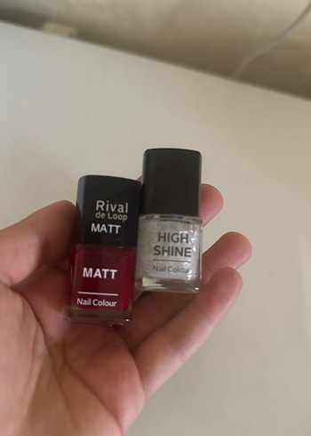  Beden Rival de Loop Mat Kırmızı Oje