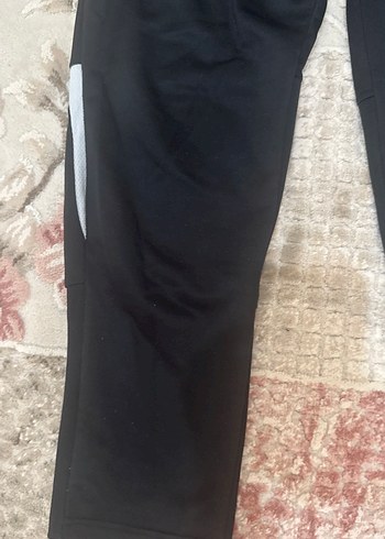 Siyah Sporcu bol Kesim Eşofman - Görsel 3