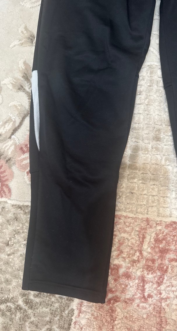 Siyah Sporcu bol Kesim Eşofman - Görsel 3