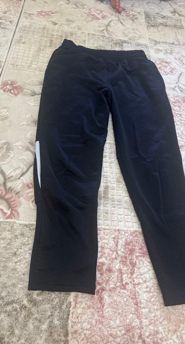 Siyah Sporcu bol Kesim Eşofman - Görsel 2