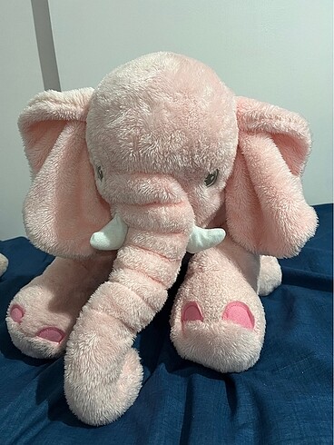 Peluş pembe fil