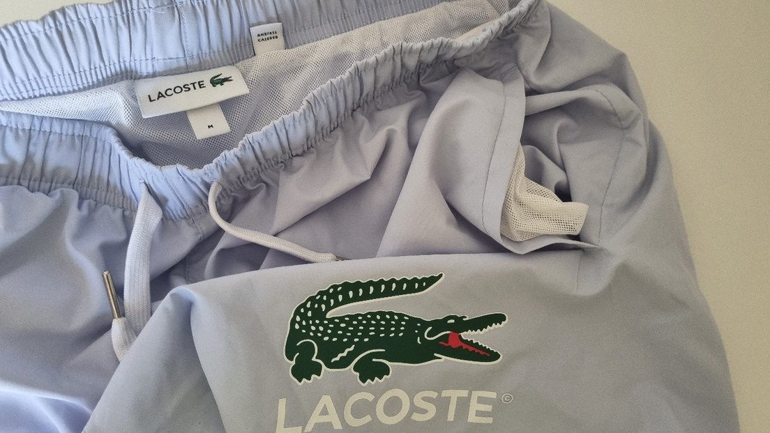 Lacoste Deniz Şortu Orjinal M Beden - Görsel 3