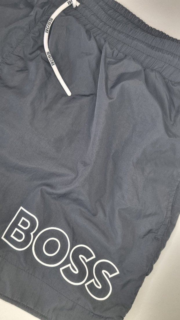 Hugo Boss Deniz Şortu Orjinal XXL Beden - Görsel 3