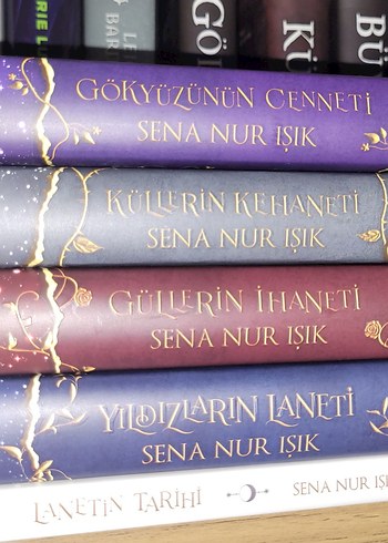 Yıldızların Laneti Serisi