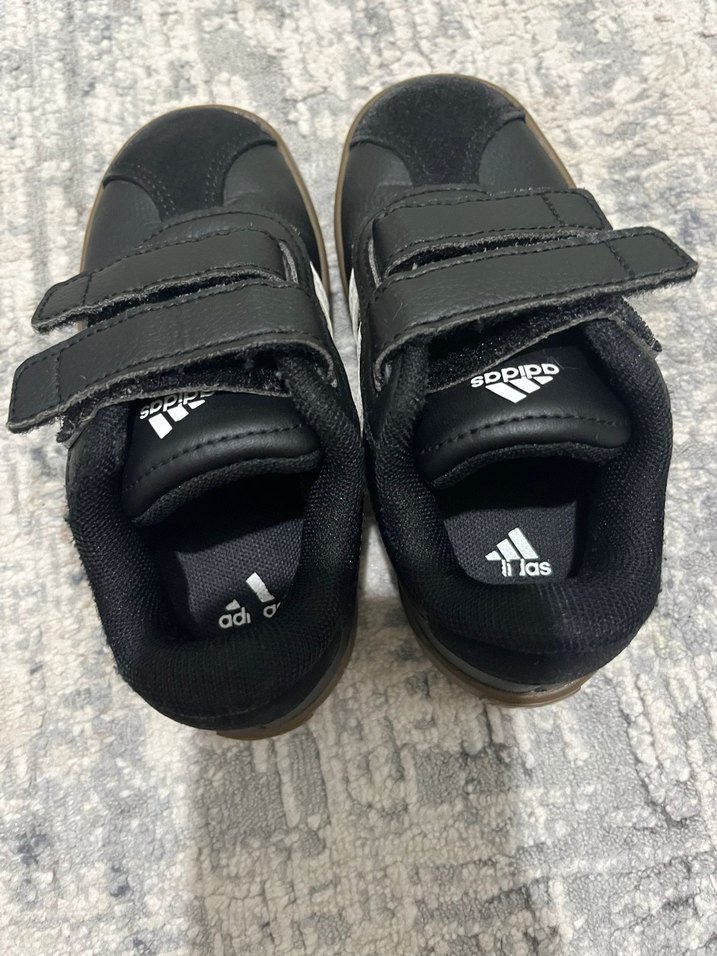 Erkek Çocuk Siyah Adidas Spor Ayakkabı - Görsel 3