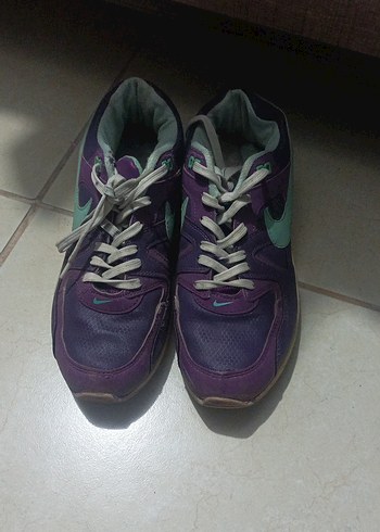 Beyaz Bağcıklı Kadın Spor Ayakkabı - Görsel 4