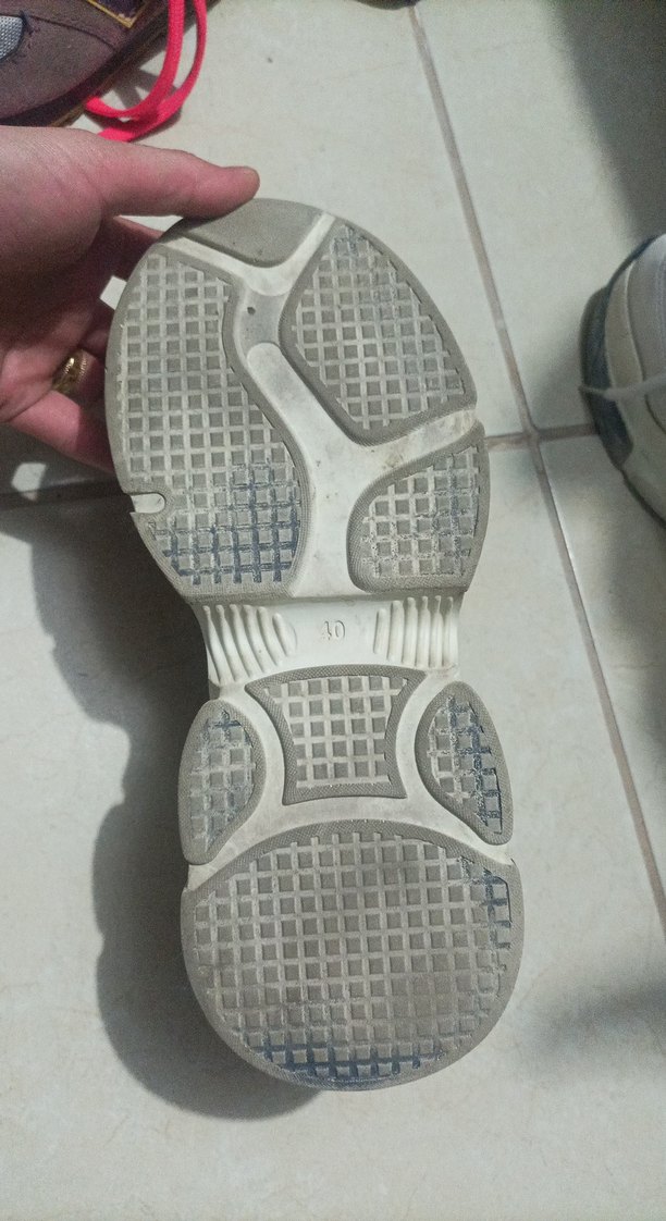 Beyaz Bağcıklı Kadın Spor Ayakkabı - Görsel 3