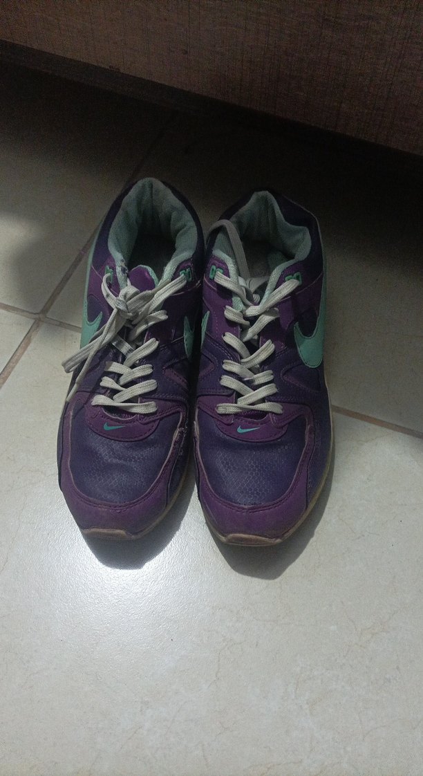 Beyaz Bağcıklı Kadın Spor Ayakkabı - Görsel 4