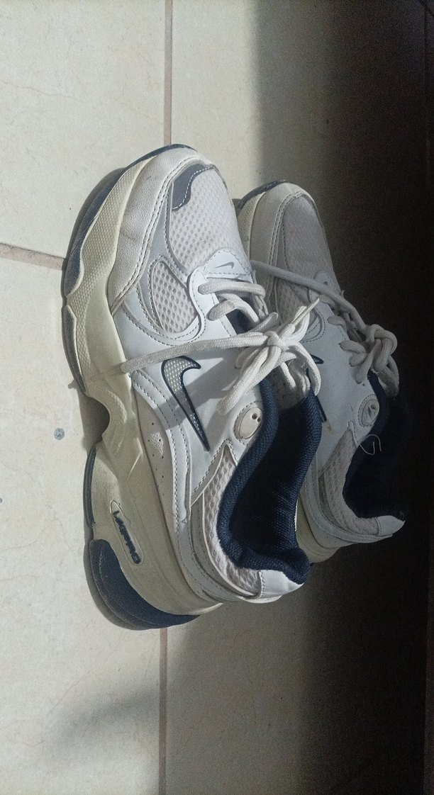 Beyaz Bağcıklı Kadın Spor Ayakkabı - Görsel 2