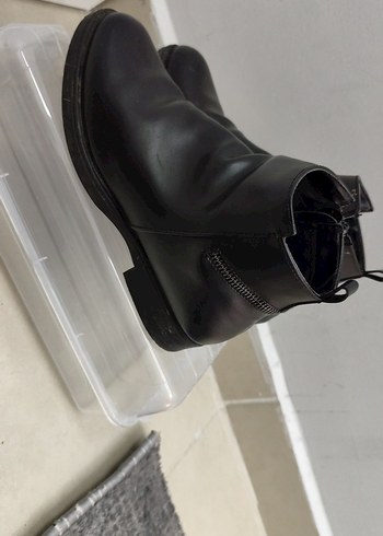 Siyah Deri Kadın Botları, Tokalı, Kalın Topuklu - Görsel 4