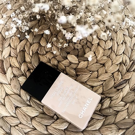 Chanel Chanel Vitalumiere Aqua Fondöten