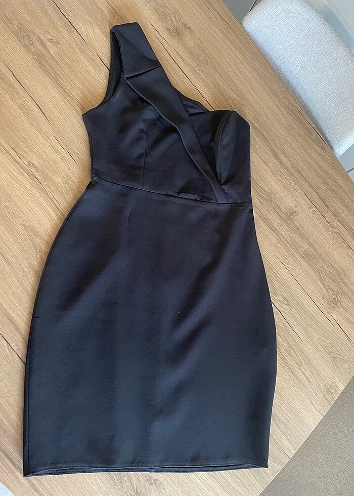 Tek omuz elbise - Görsel 2