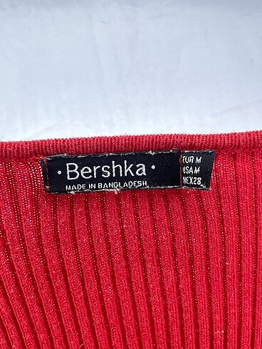 m Beden kırmızı Renk Bershka Kazak / Triko %70 İndirimli.