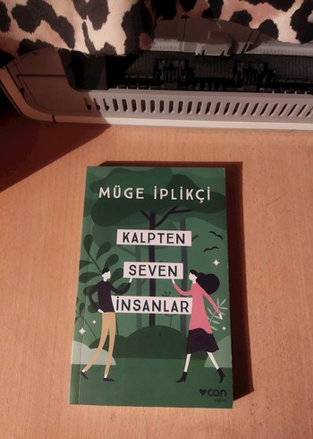 Kalpten Seven İnsanlar - Müge İplikçi
