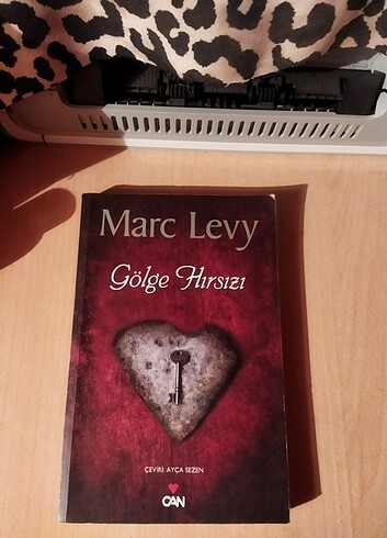 Gölge Hırsızı - Marc Levy 
